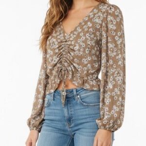 SHE-SKY Cream Puff Sleeve Ruched Blouse